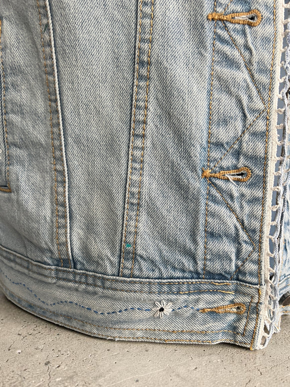 Light Denim Plus Linen & Crochet