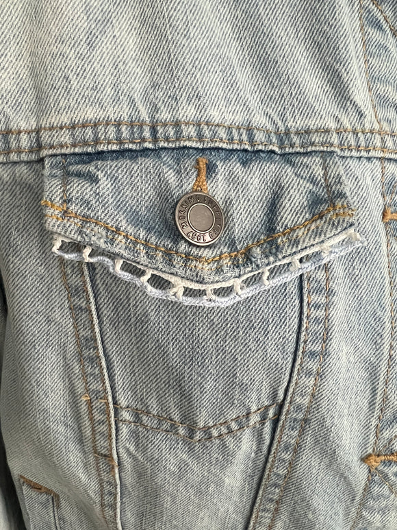 Light Denim Plus Linen & Crochet