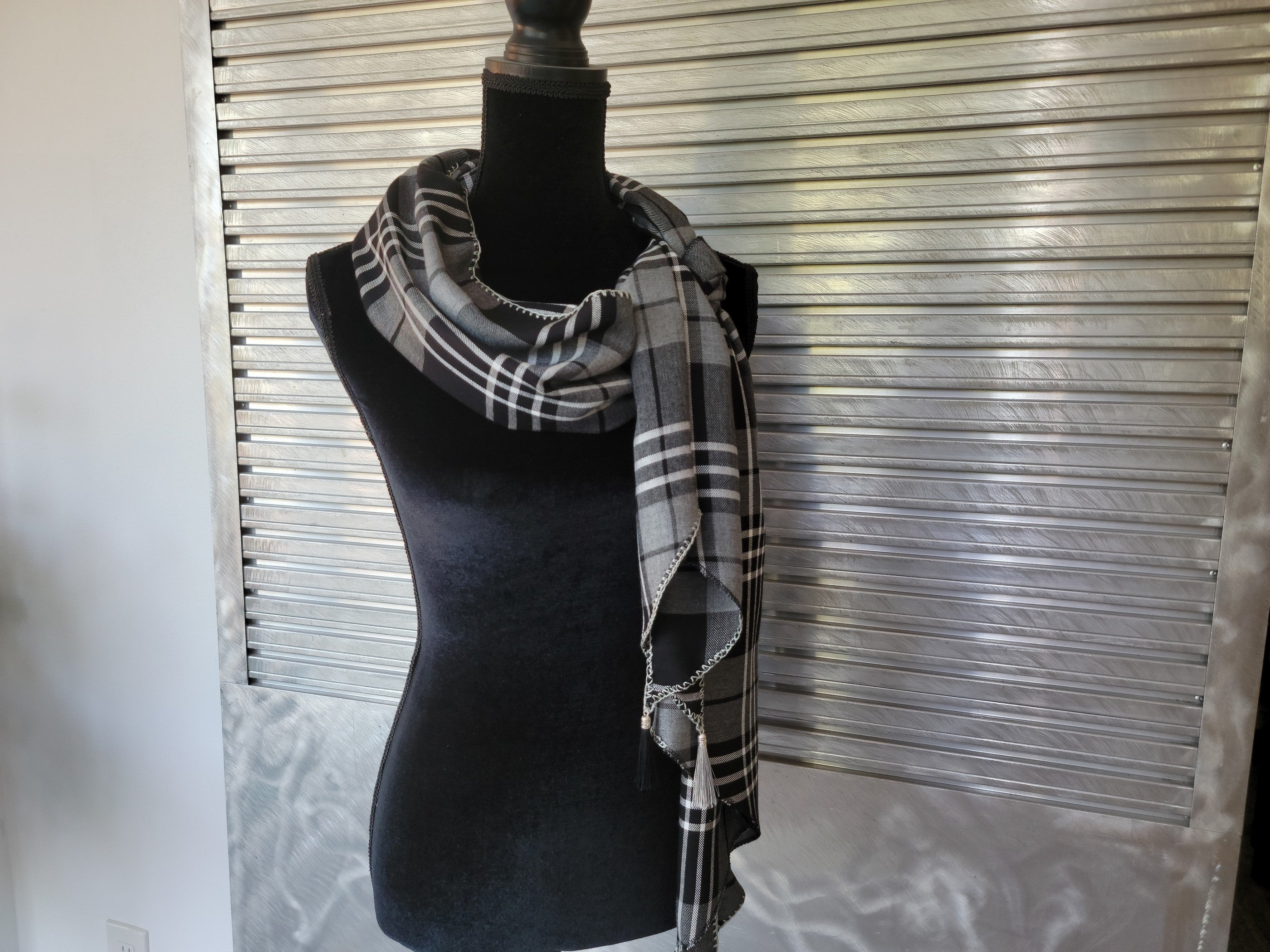 Buy black-white Scarf