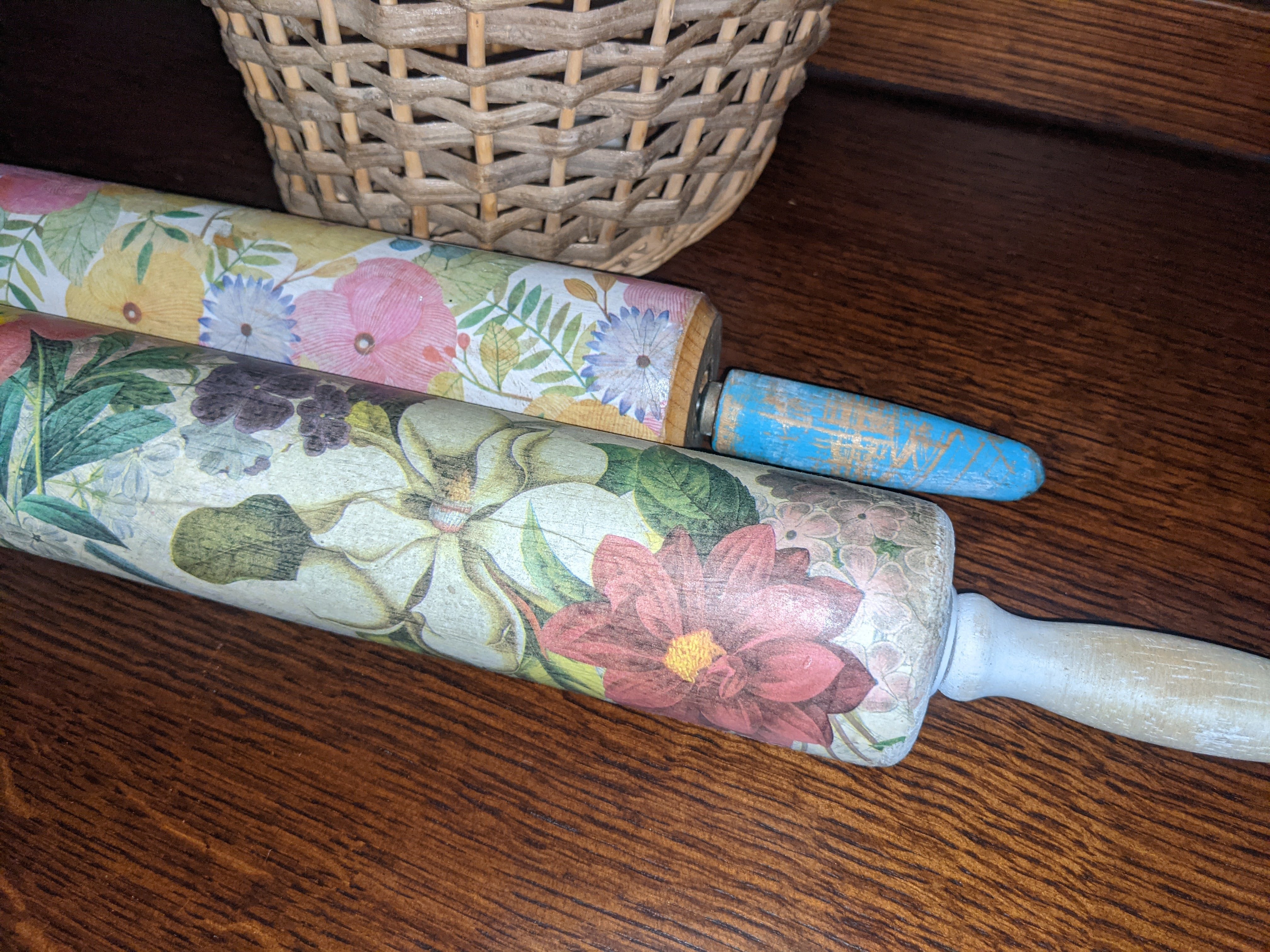 Floral Decorative Rolling Pin-wood/white handles